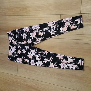 Victoria's Secret crop leggings